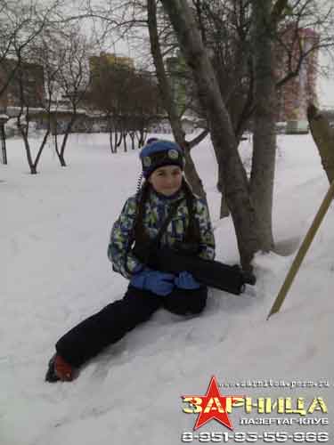 Детский день рождения с лазертагом 23 января 2016 года - Снайпер Красных. Но в первую очередь - девушка! :: Лазертаг-клуб «Зарница» - организация лазертаг-игр в Перми
